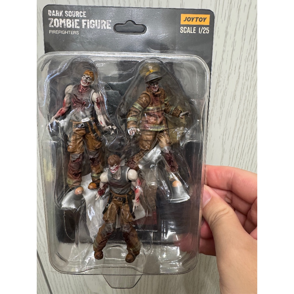 Dark Source Zombie Figure Firefighters - main product image