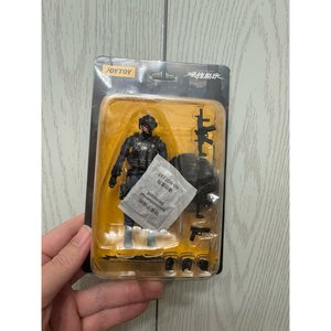 Army Builder Promotion
Pack Figure 32 -Assault Team Member - Premium action figure - $0.00