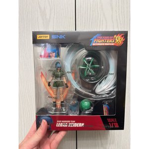 KOF'98UM
Ikari Warriors Team
Leona Heidern - Premium action figure - $0.00