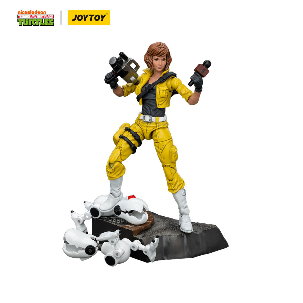 TMNT-April O'Neil - view 5