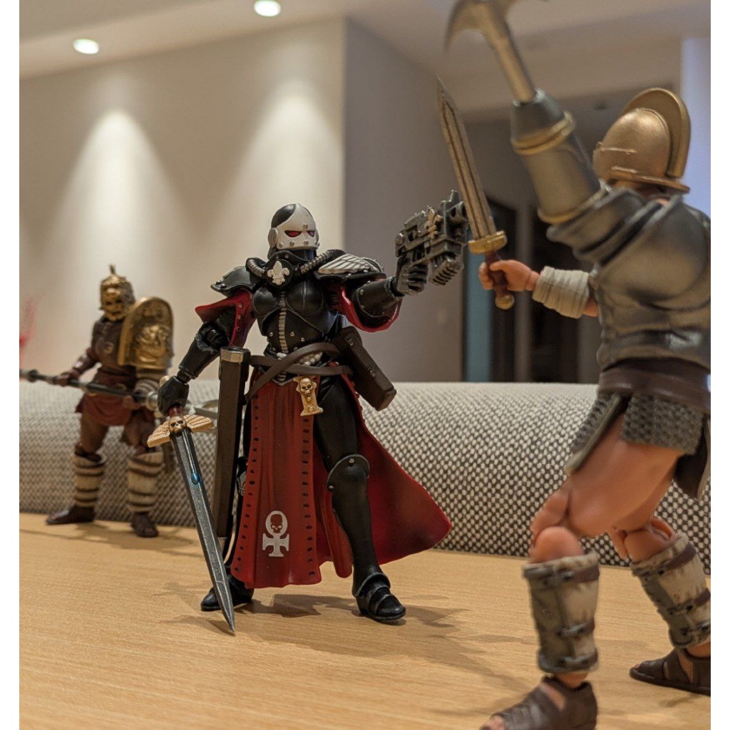 Adepta Sororitas Battle Sister Sister Noyalle - view 2