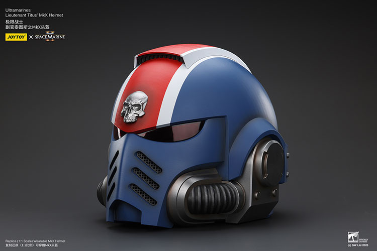 Ultramarines Lieutenant Titus' MKX Helmet - view 8