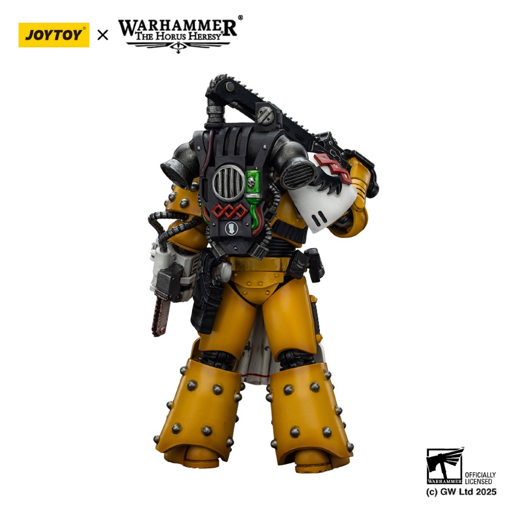Imperial Fists Legion Apothecary - view 4