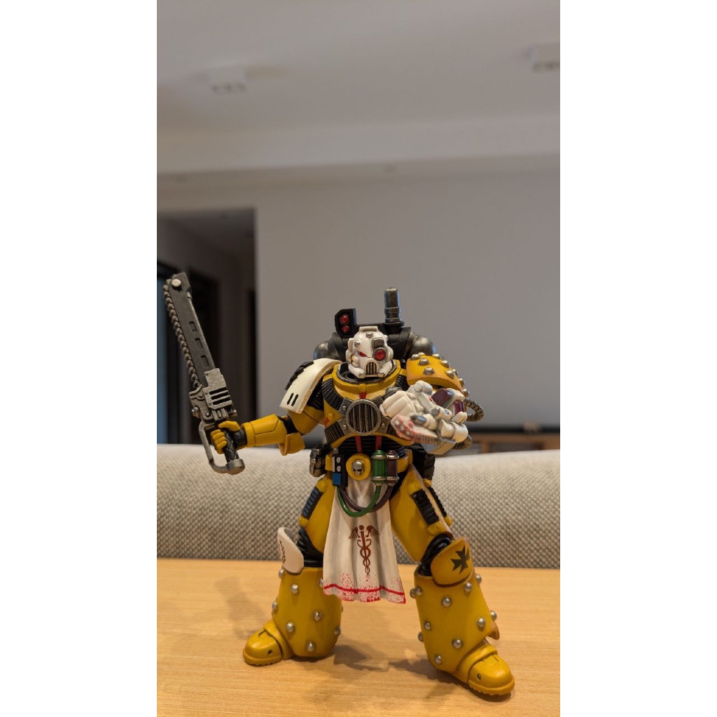 Imperial Fists Legion Apothecary - main product image