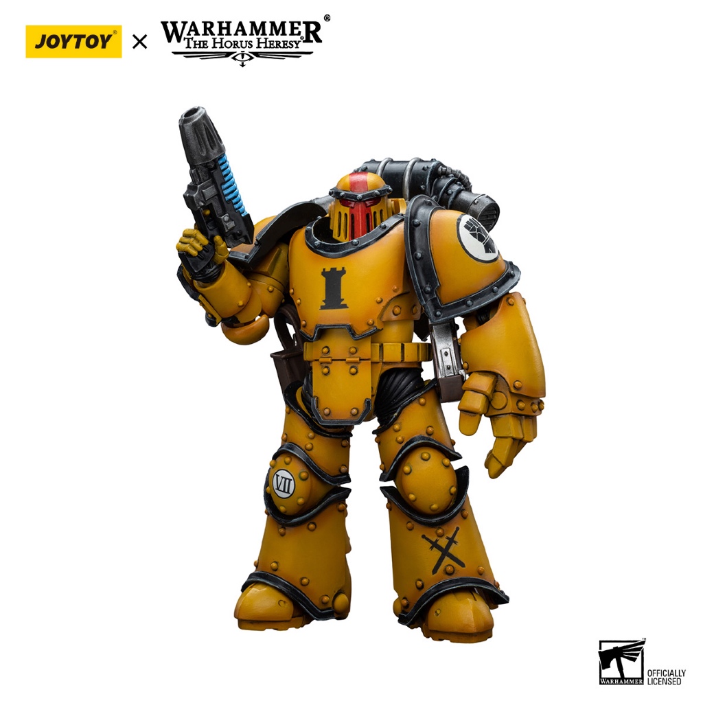 Imperial Fists Legion MkIII Tactical Squad Sergeant with Power Fist - view 4