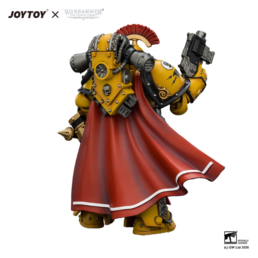 Imperial Fists Legion Praetor in Mk III Armour with Power Sword and Bolt Pistol - view 3