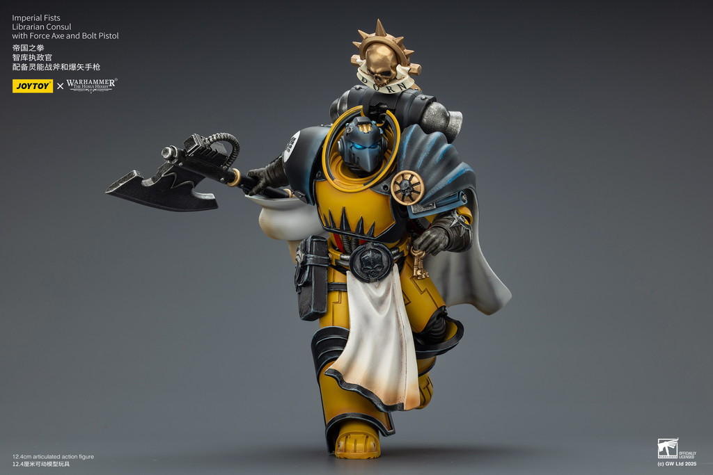 Imperial Fists Librarian Consul with Force Axe and Bolt Pistol - view 13