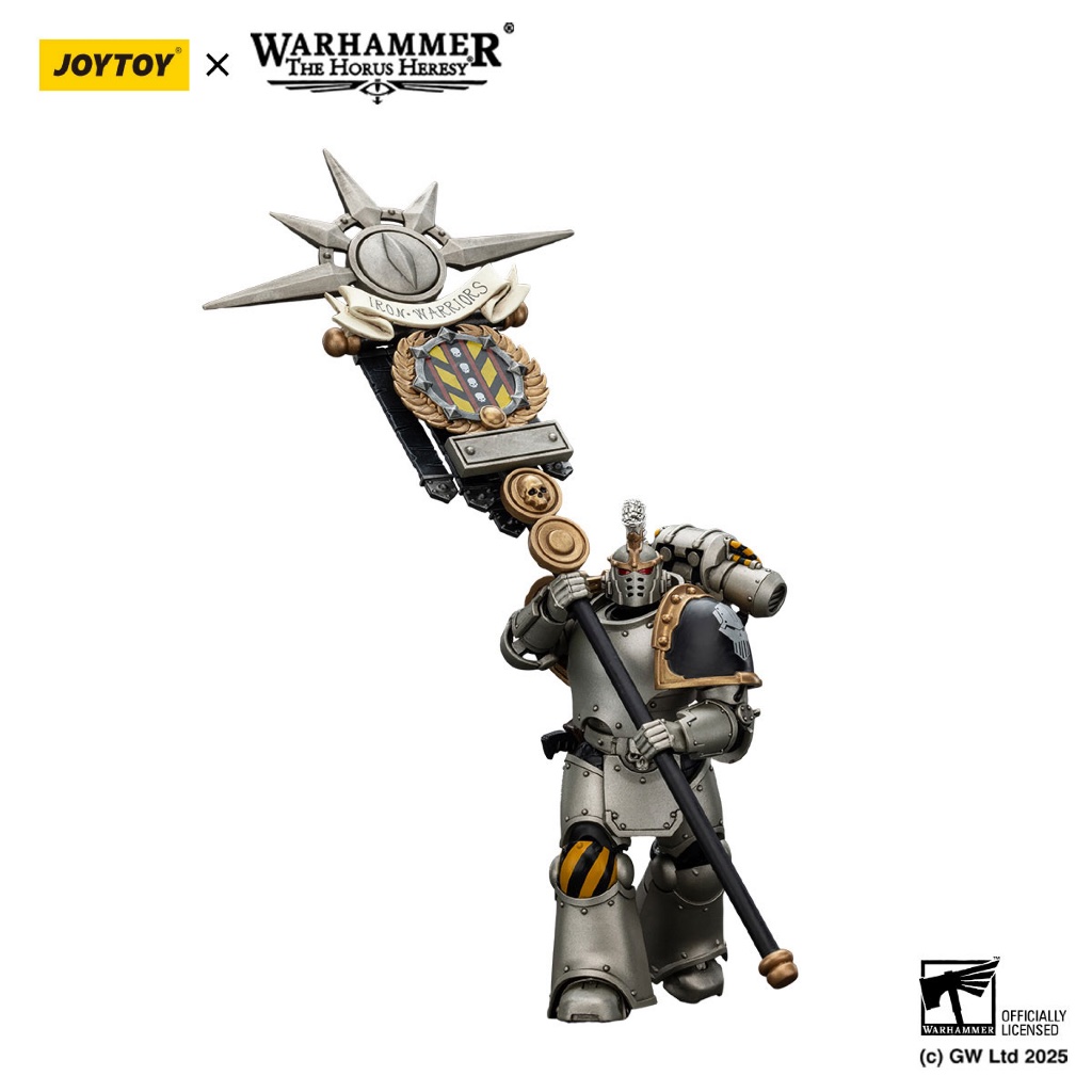 Iron Warriors Command Squad Chosen with Legion Standard - view 3