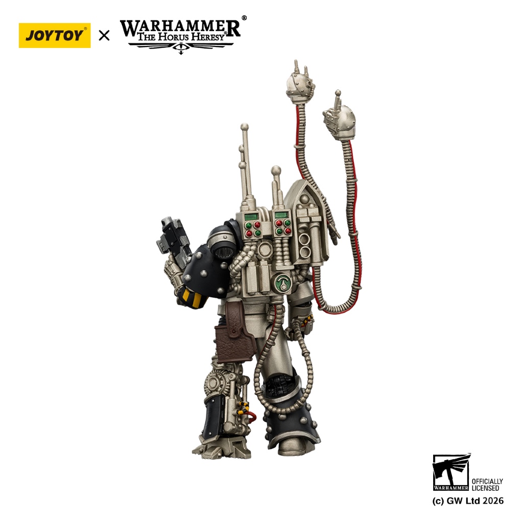 Iron Warriors Legion Praevian with Bolt Pistol - view 4