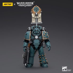 Sons of Horus
MKIV Tactical Squad
Legionary with Legion Vexilla - Premium action figure - $0.00